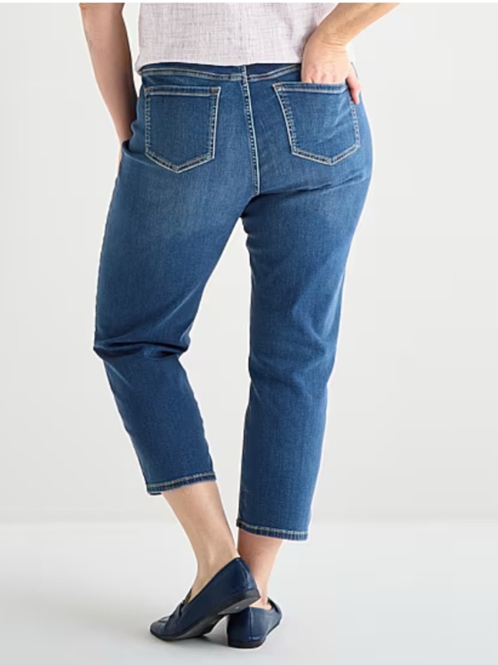Liz Claiborne Cropped Straight-Leg Jeans in Dark Blue size 18W - Picture 2 of 4